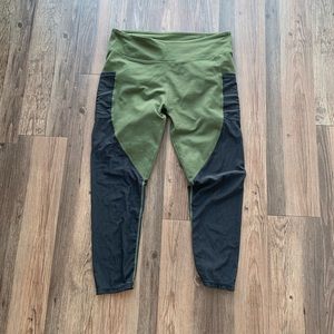 Fabletics Olive Green & Black Athletic Capri Pants